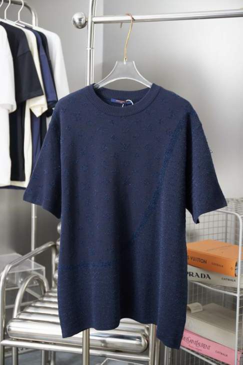 Picture of Louis Vuitton Sweaters _SKULVS-XLhgntx4347231